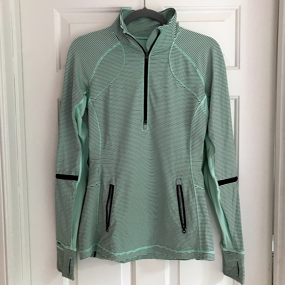 Lululemon Race With Grace 1/2 Zip size 8